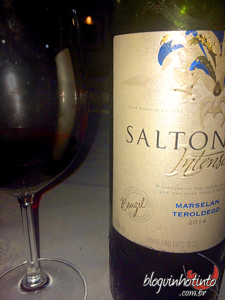  elogio a iniciativa da Salton em arriscar-se a produzir esse vinho de uvas tão pouco conhecidas