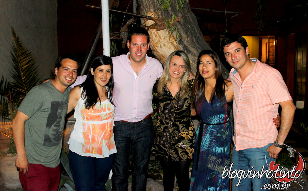Eu e a equipe da Nossa Mendoza celebrando no Ituzaingo o sucesso da   viagem e da nossa parceria.