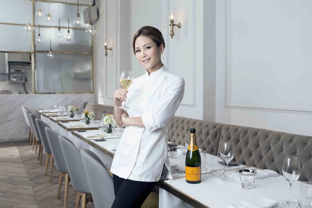 Vicky Lau, chef e proprietária do Restaurante Tate Dining Room, em Hong Kong (China), foi anunciada a grande vencedora do Prêmio Veuve Clicquot Best Female Chef Asia 2015