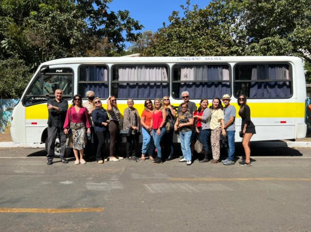 Associados e convidados seguem para Planaltina em ônibus ofertado pela ABS-DF